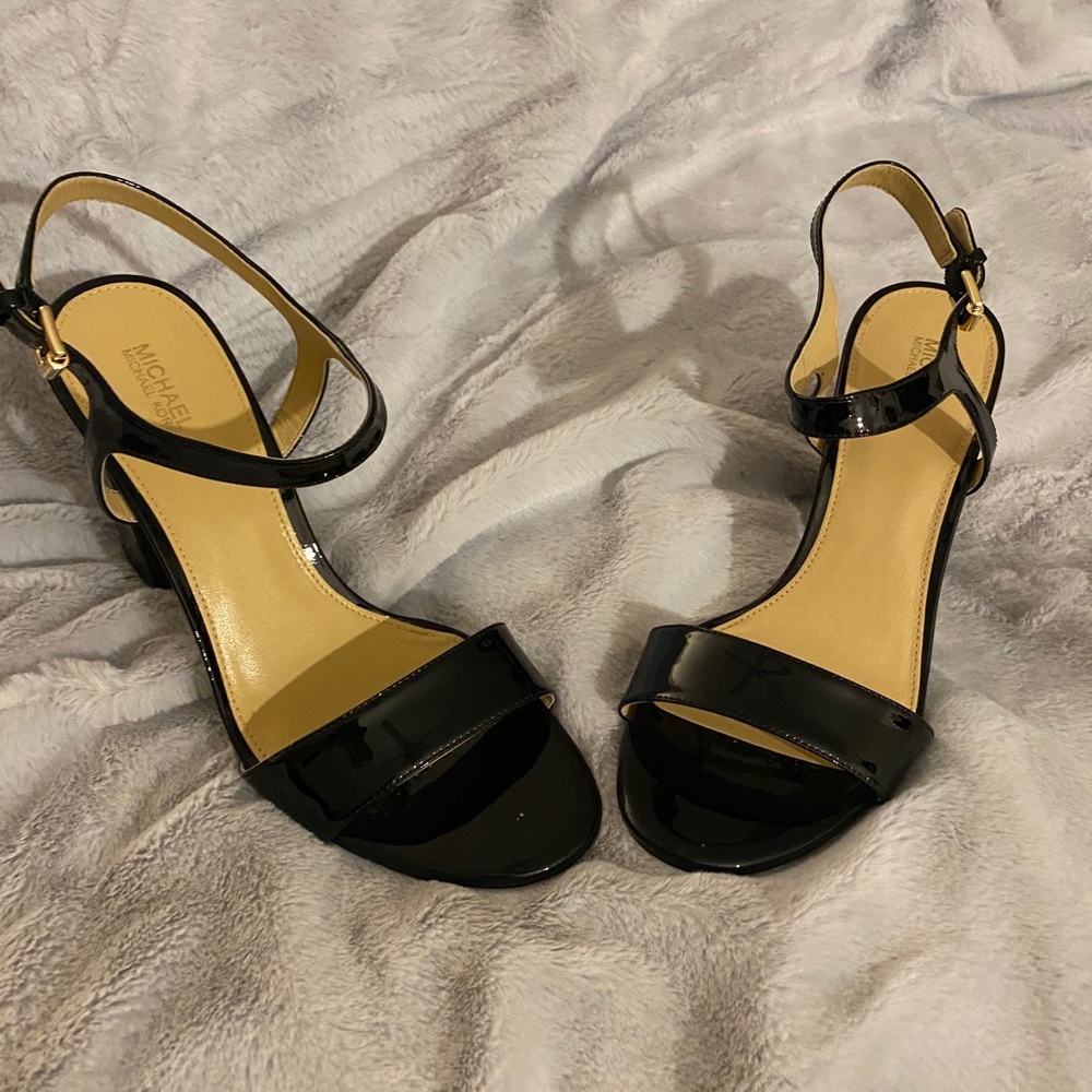 Michael Kors block strap heels - Picture 7 of 12